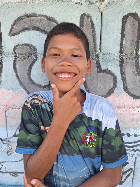 Koeng ThaleaLuk, 11, in the Guardians program on Koh Phayam